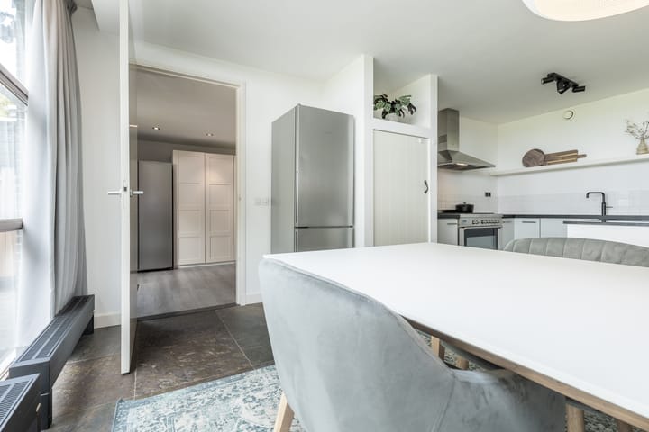 Foto 25 van Hermelijnhage 19