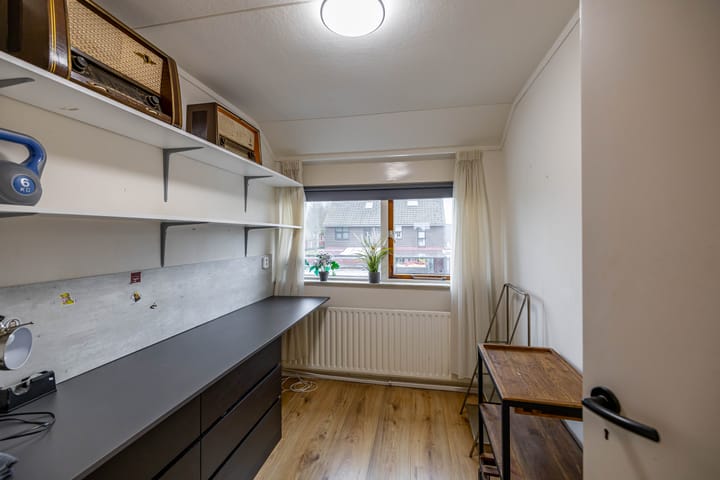 Foto 14 van Rheastraat 4