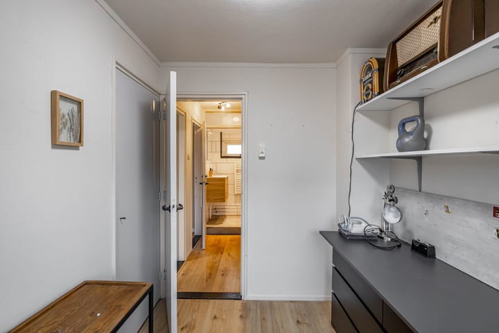 Foto 15 van Rheastraat 4