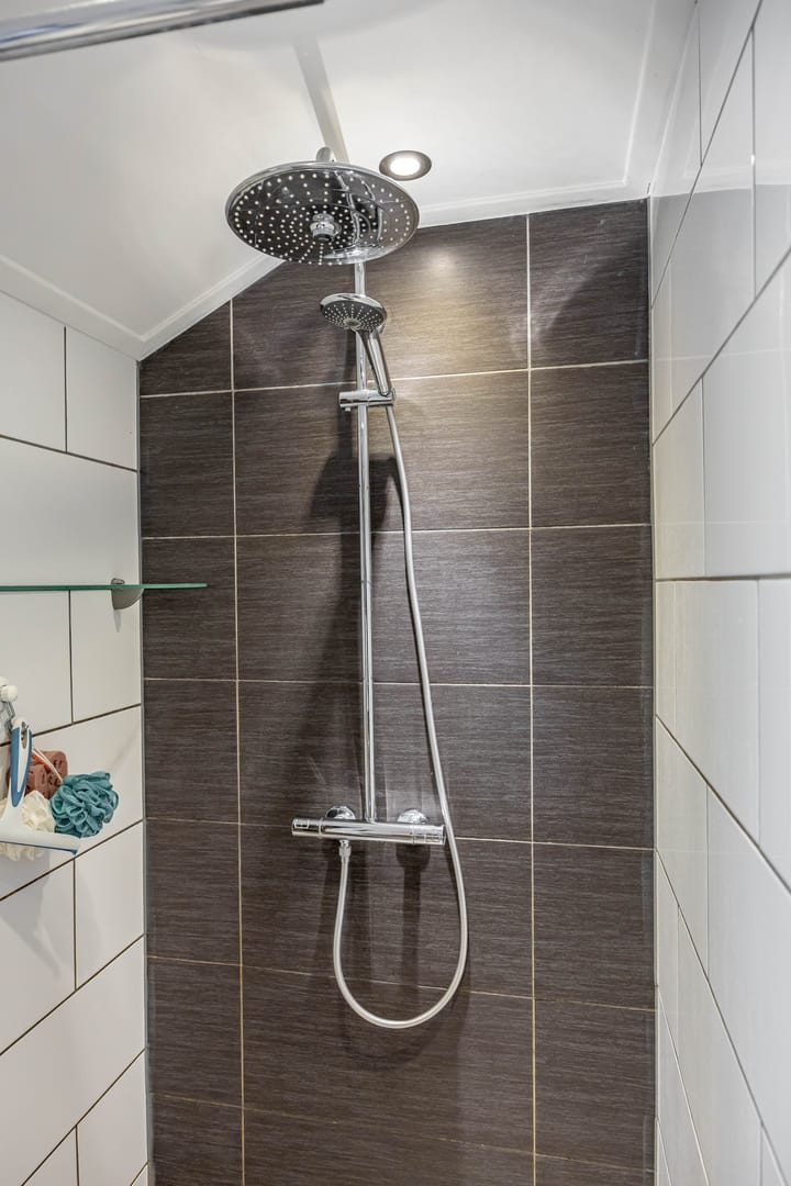 Foto 18 van Rheastraat 4