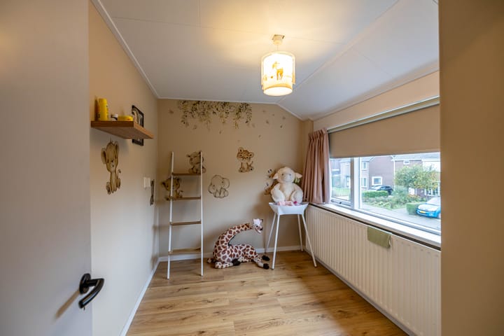 Foto 22 van Rheastraat 4