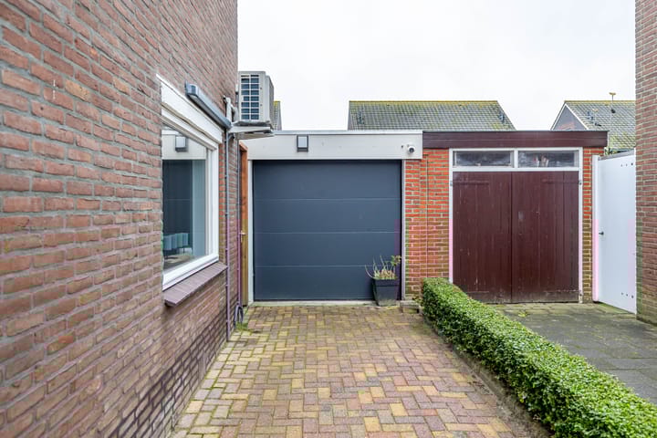 Foto 27 van Rheastraat 4