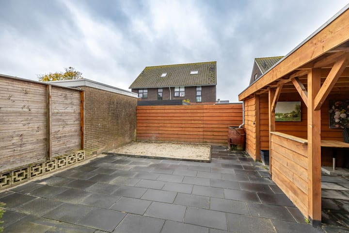 Foto 31 van Rheastraat 4