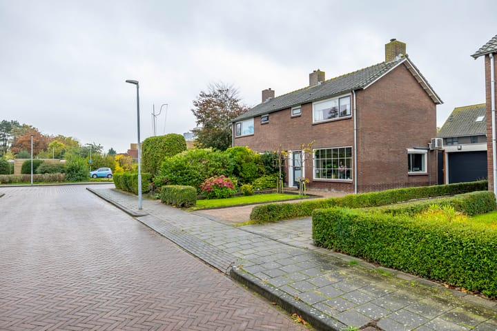 Foto 26 van Rheastraat 4