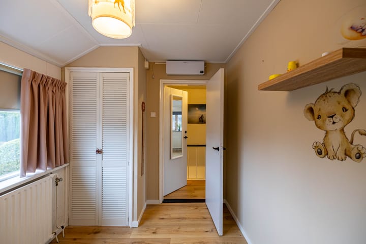 Foto 23 van Rheastraat 4