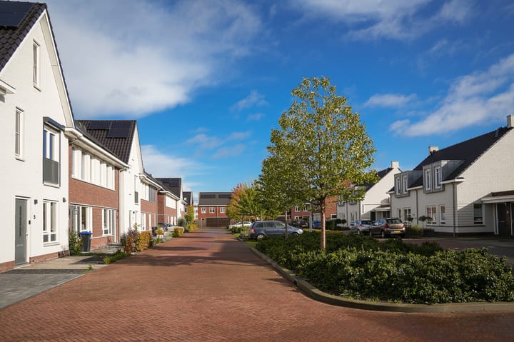 Photo 2 of Annie M.G. Schmidthof 5