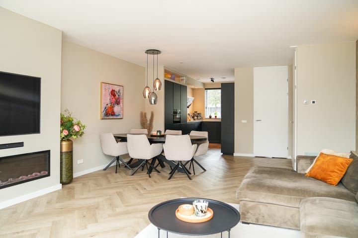 Photo 12 of Annie M.G. Schmidthof 5