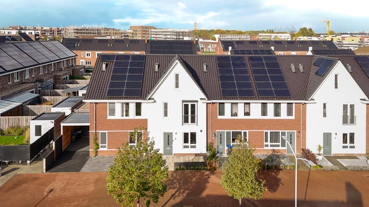 Photo 42 of Annie M.G. Schmidthof 5