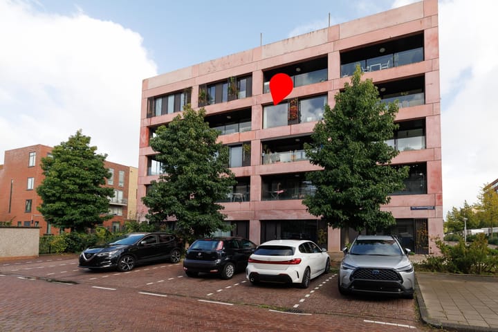 Photo 2 of Jan Tooropstraat 109