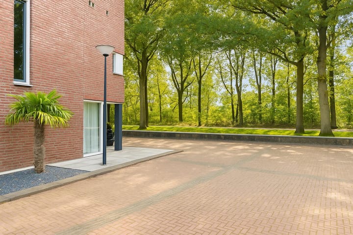 Foto 8 van Erik Herfststraat 5