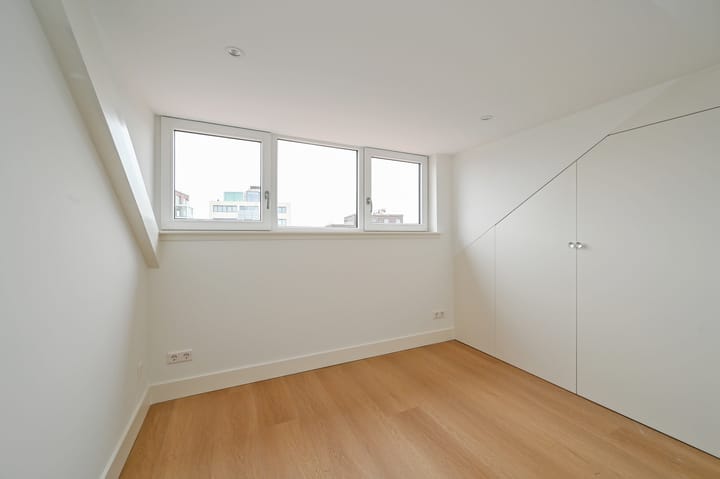 Photo 22 of Westduinweg 126-B