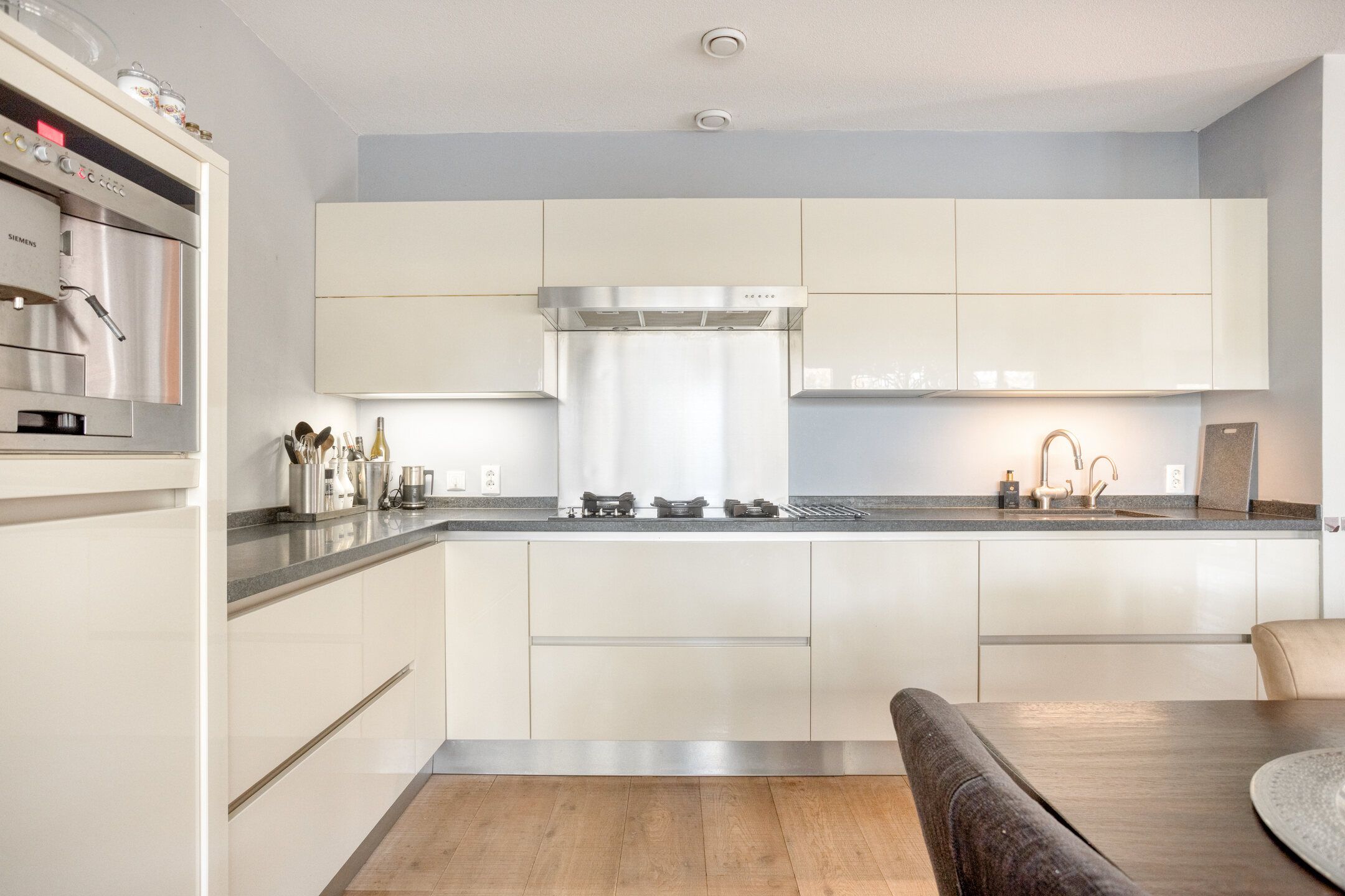 Photo 18 of Koningstraat 422