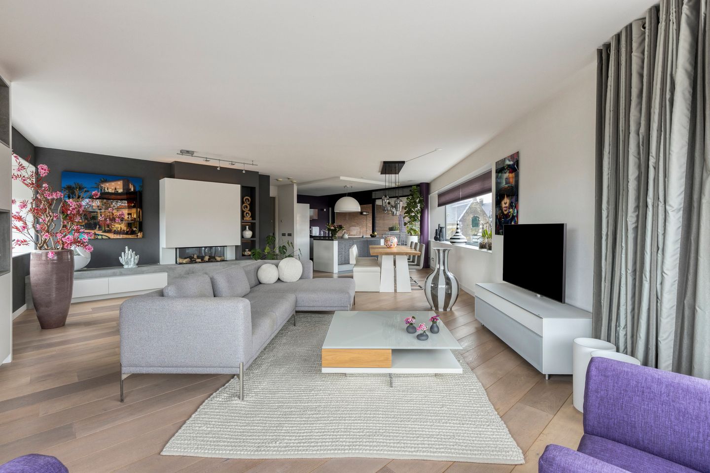 Photo 19 of Markendaalseweg 64-D23