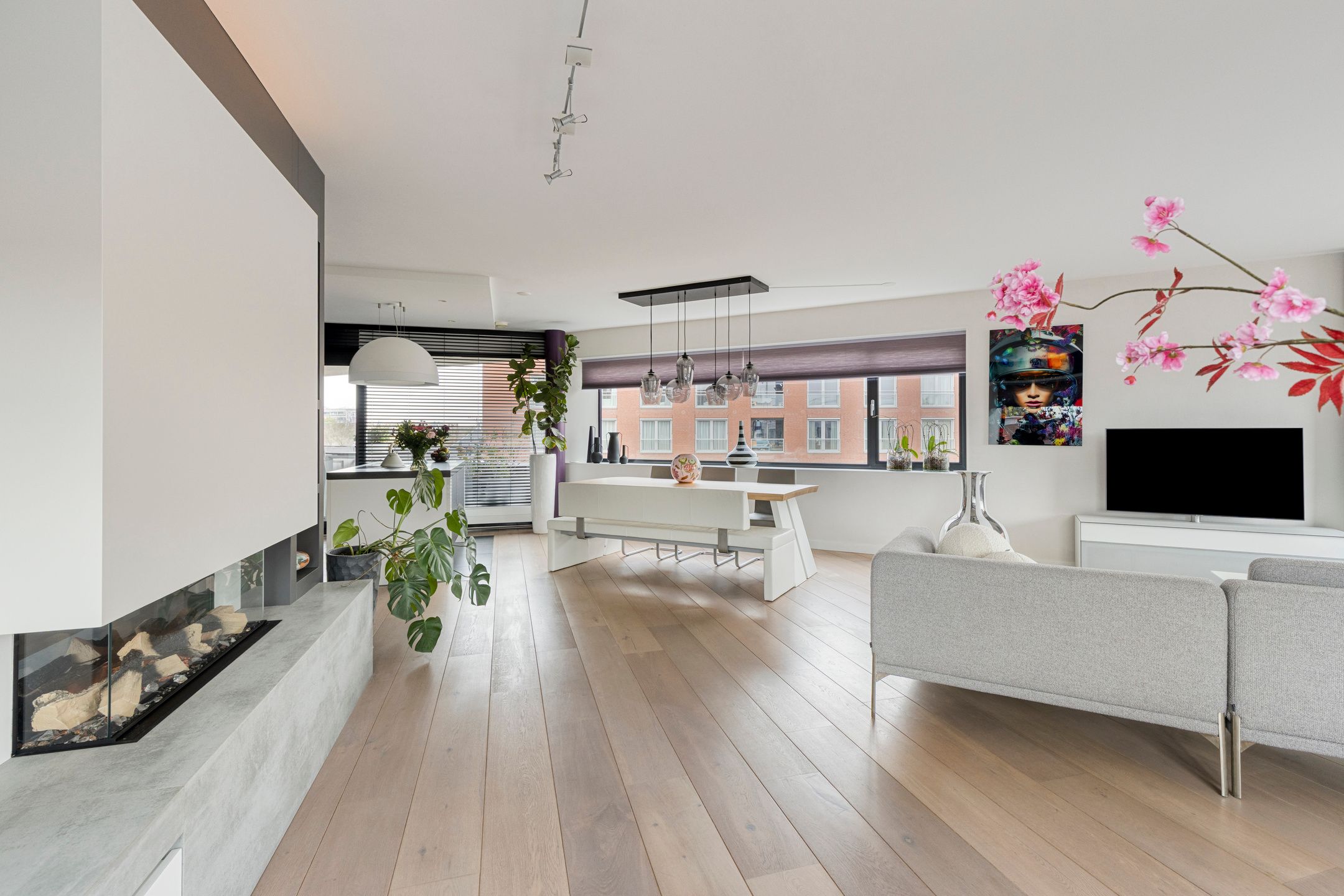 Photo 21 of Markendaalseweg 64-D23