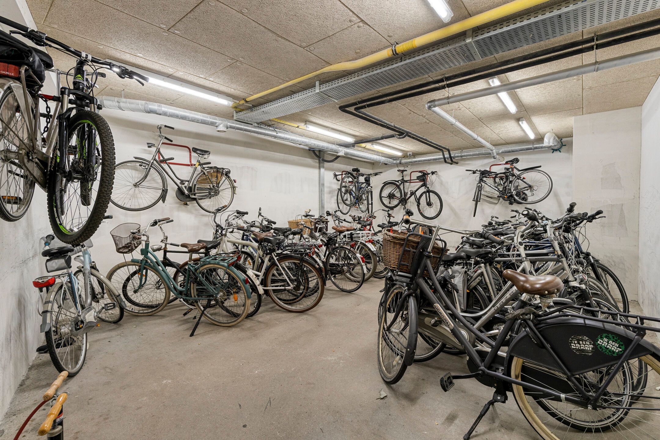 Photo 45 of Markendaalseweg 64-D23