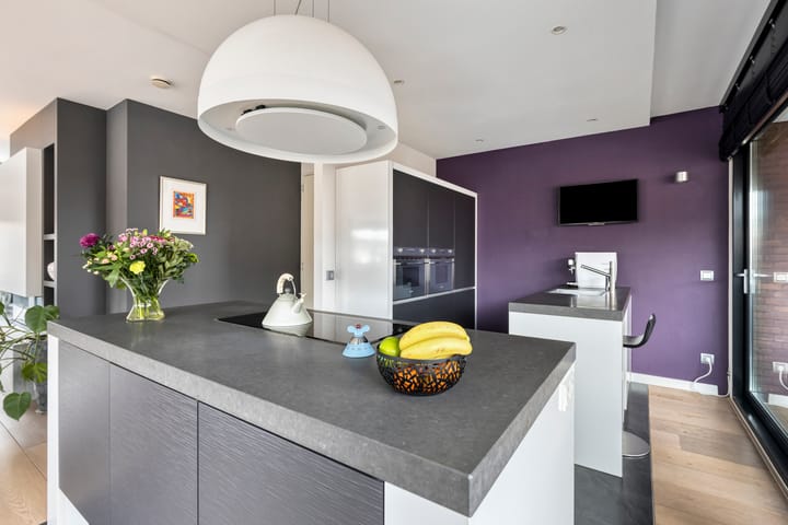 Photo 4 of Markendaalseweg 64-D23