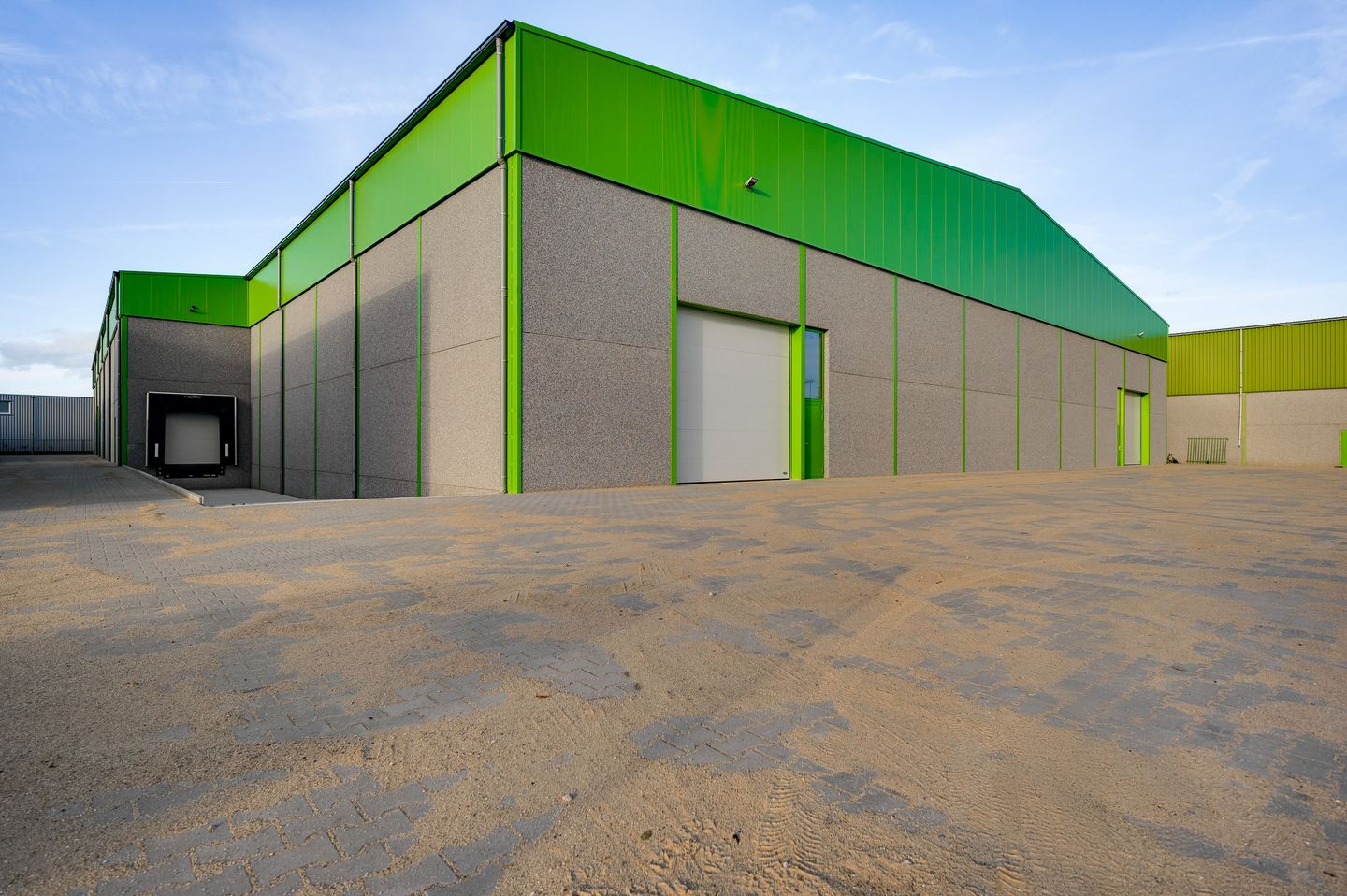 View photo 2 of Heydweg 5