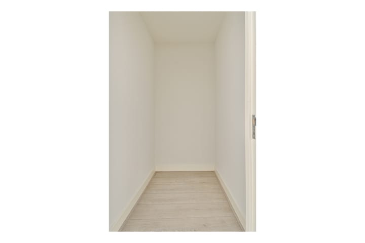 Photo 18 of Kanaalstraat 57-3