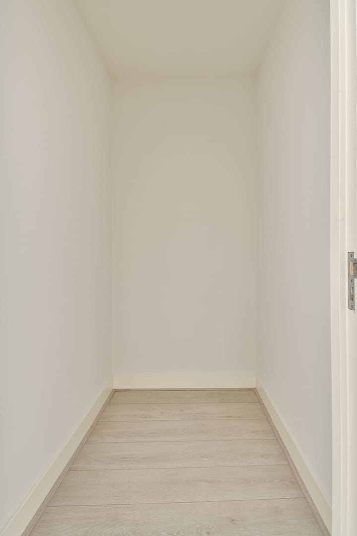 Photo 19 of Kanaalstraat 57-3