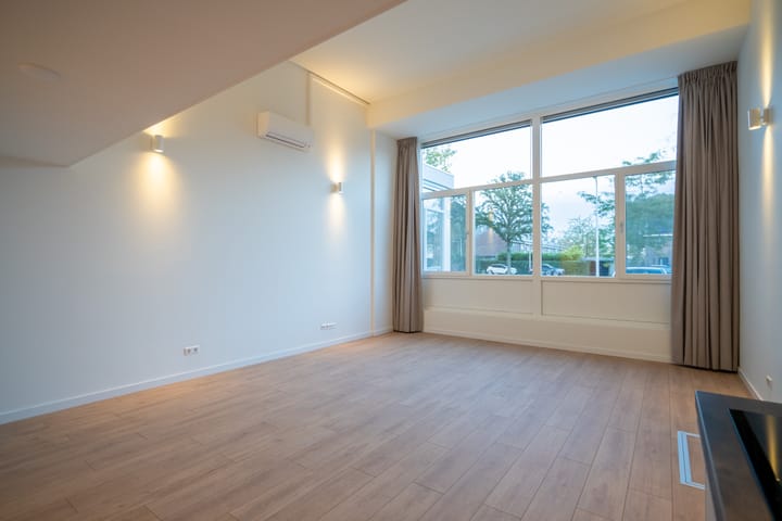 Photo 7 of Gerard Douplantsoen 36