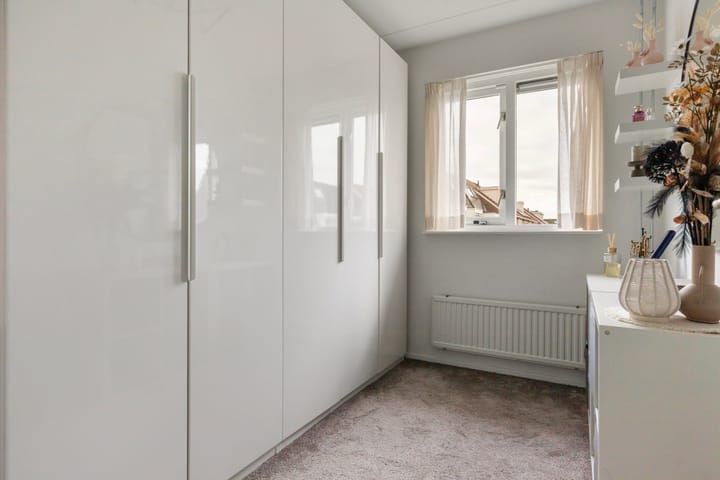 Photo 22 of Sleper 29