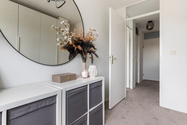 Photo 23 of Sleper 29