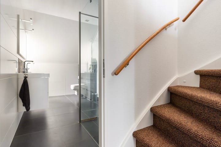 Photo 26 of Sleper 29