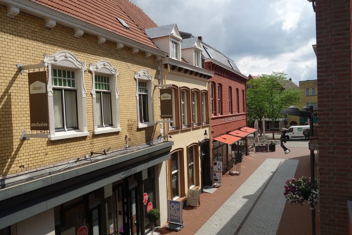 Photo 11 of Muntpromenade 3-C