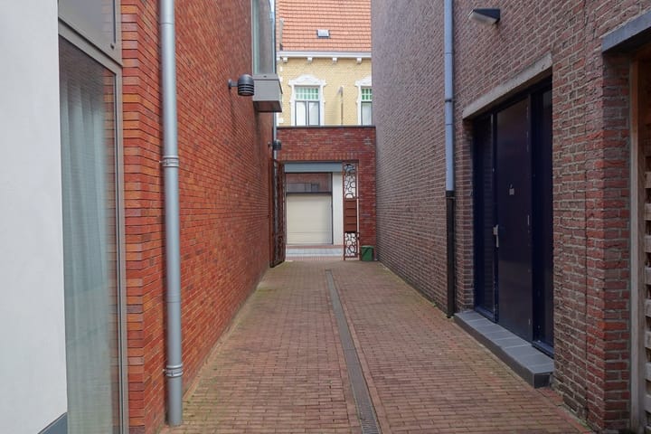 Photo 25 of Muntpromenade 3-C