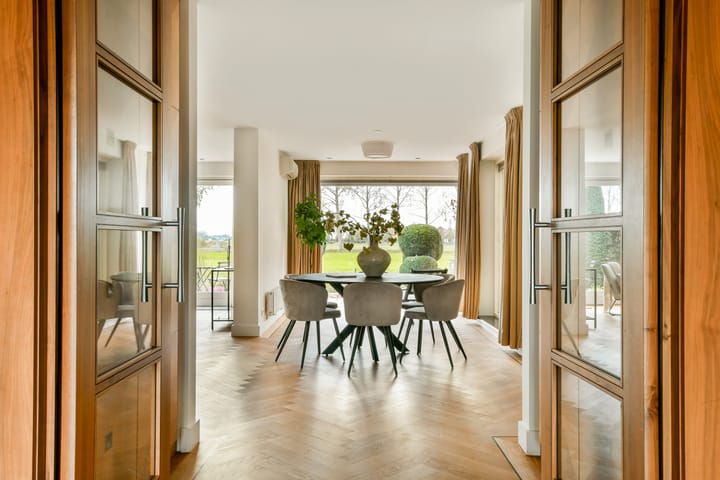 Photo 6 of Branding 14