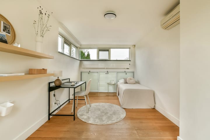 Photo 23 of Branding 14