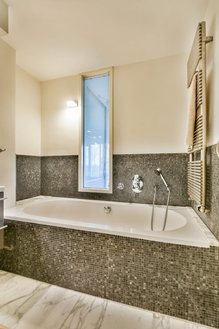 Photo 28 of Branding 14