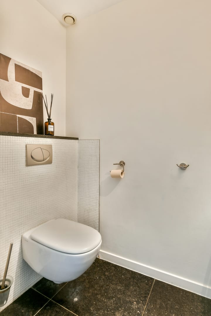 Photo 36 of Branding 14