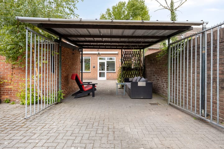 Foto 29 van Hofstraat 151