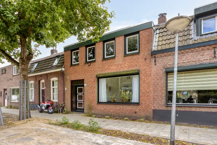 Foto 32 van Hofstraat 151