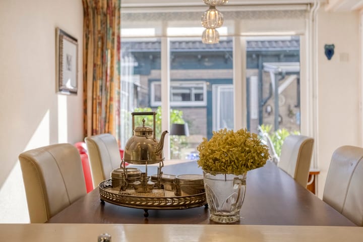 Foto 20 van Oudgenoegstraat 13