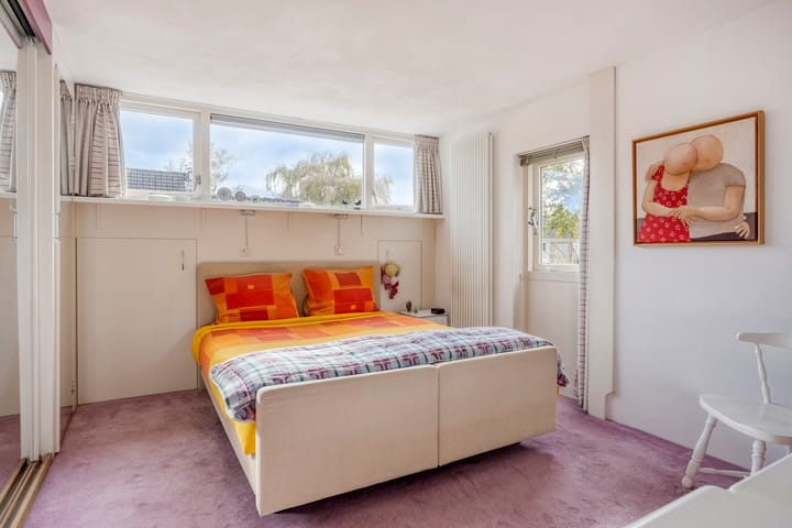 Foto 22 van Oudgenoegstraat 13