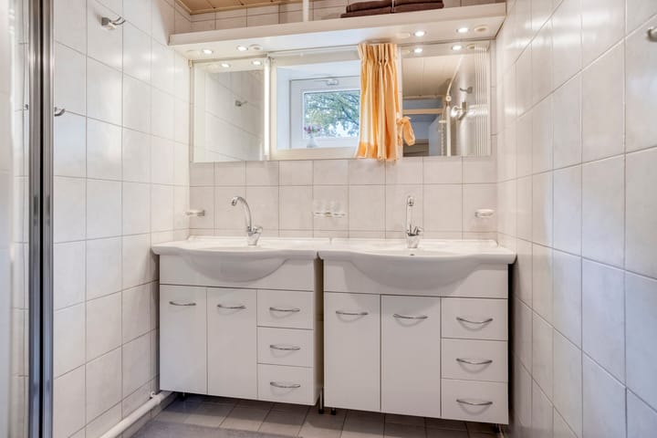 Foto 30 van Oudgenoegstraat 13