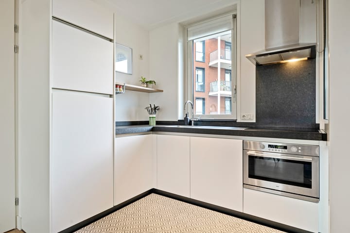 Foto 7 van Van Hoftenstraat 47