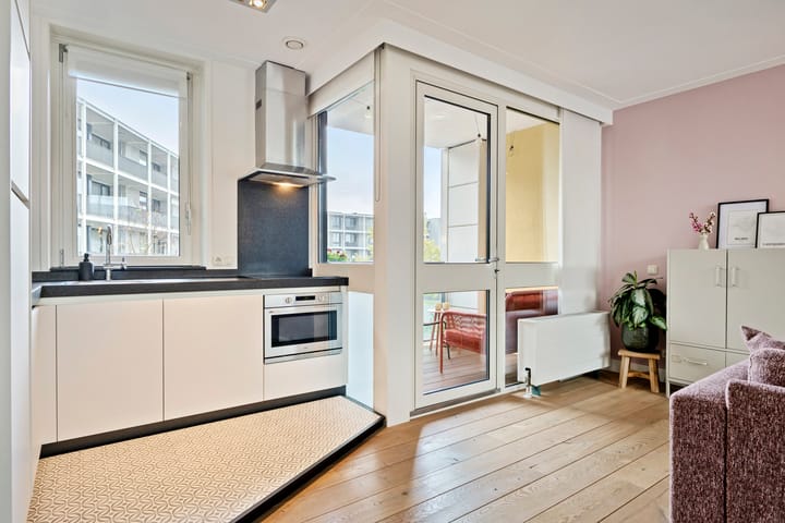 Foto 8 van Van Hoftenstraat 47