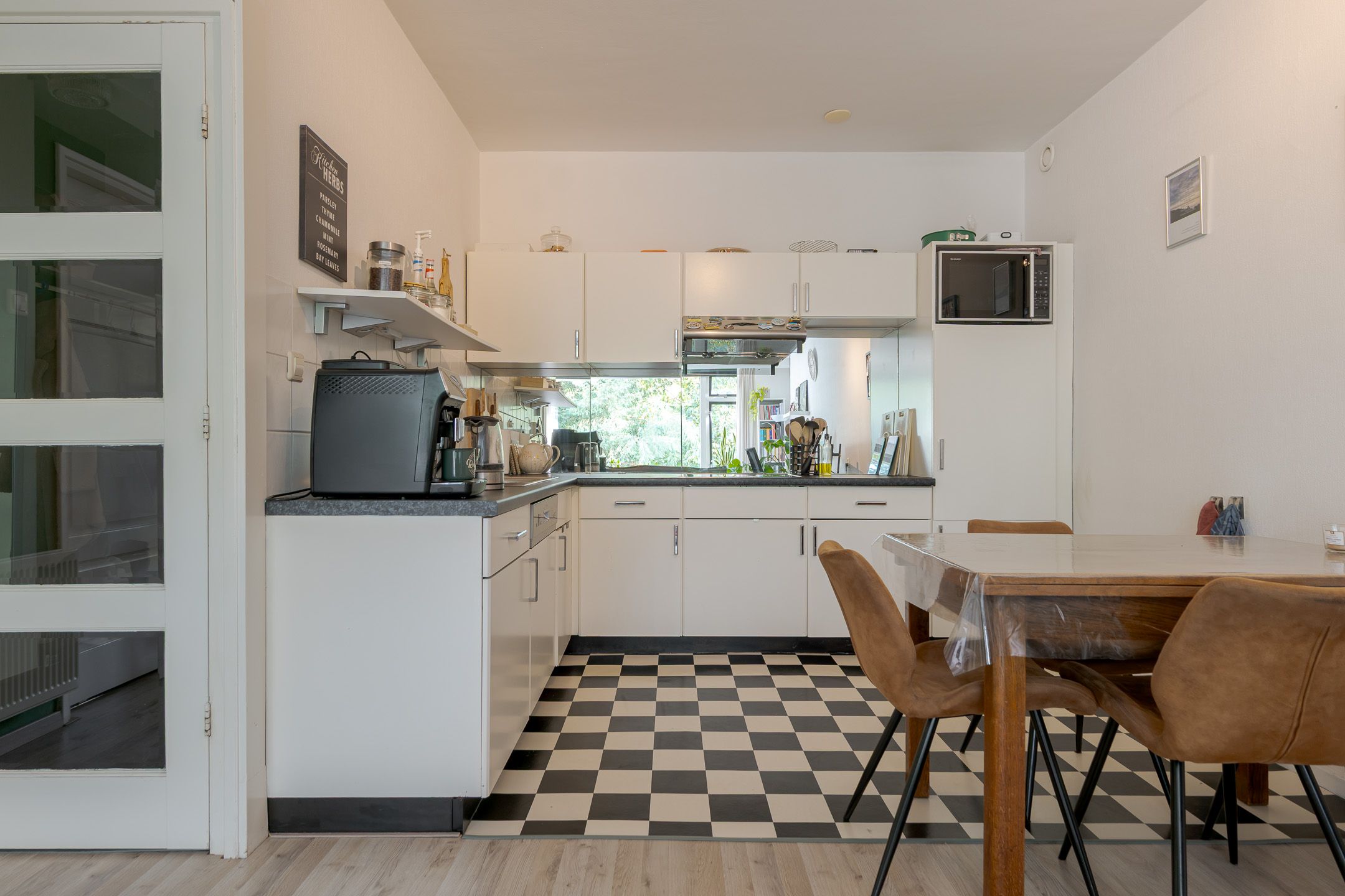 Foto 3 van Koningin Wilhelminalaan 2-A40