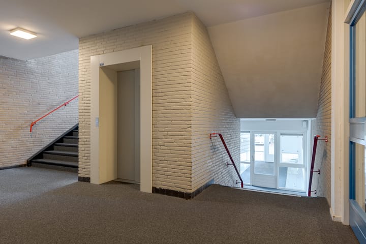 Photo 31 of Koningin Wilhelminalaan 2-A40