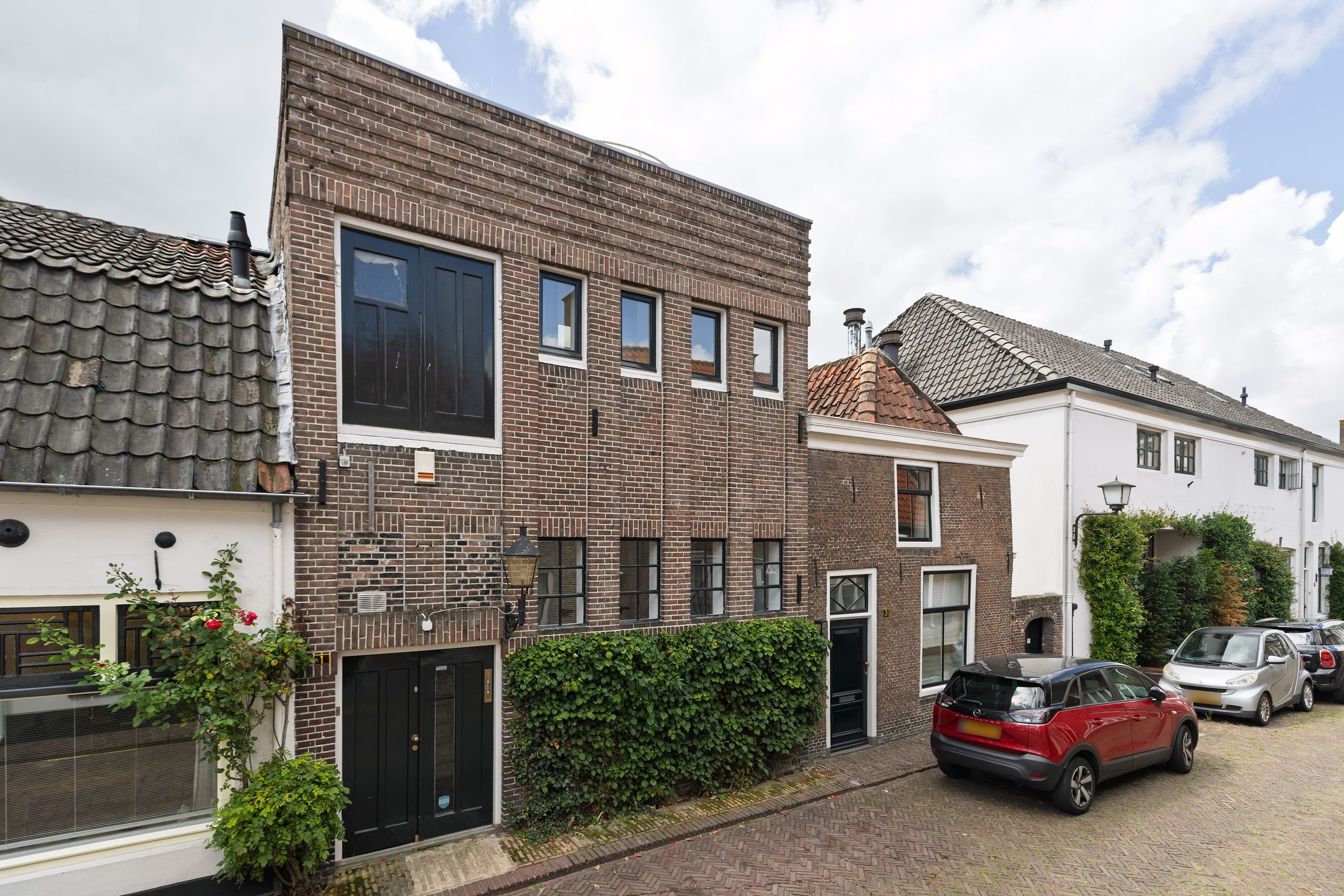 Pastoorstraat 1 