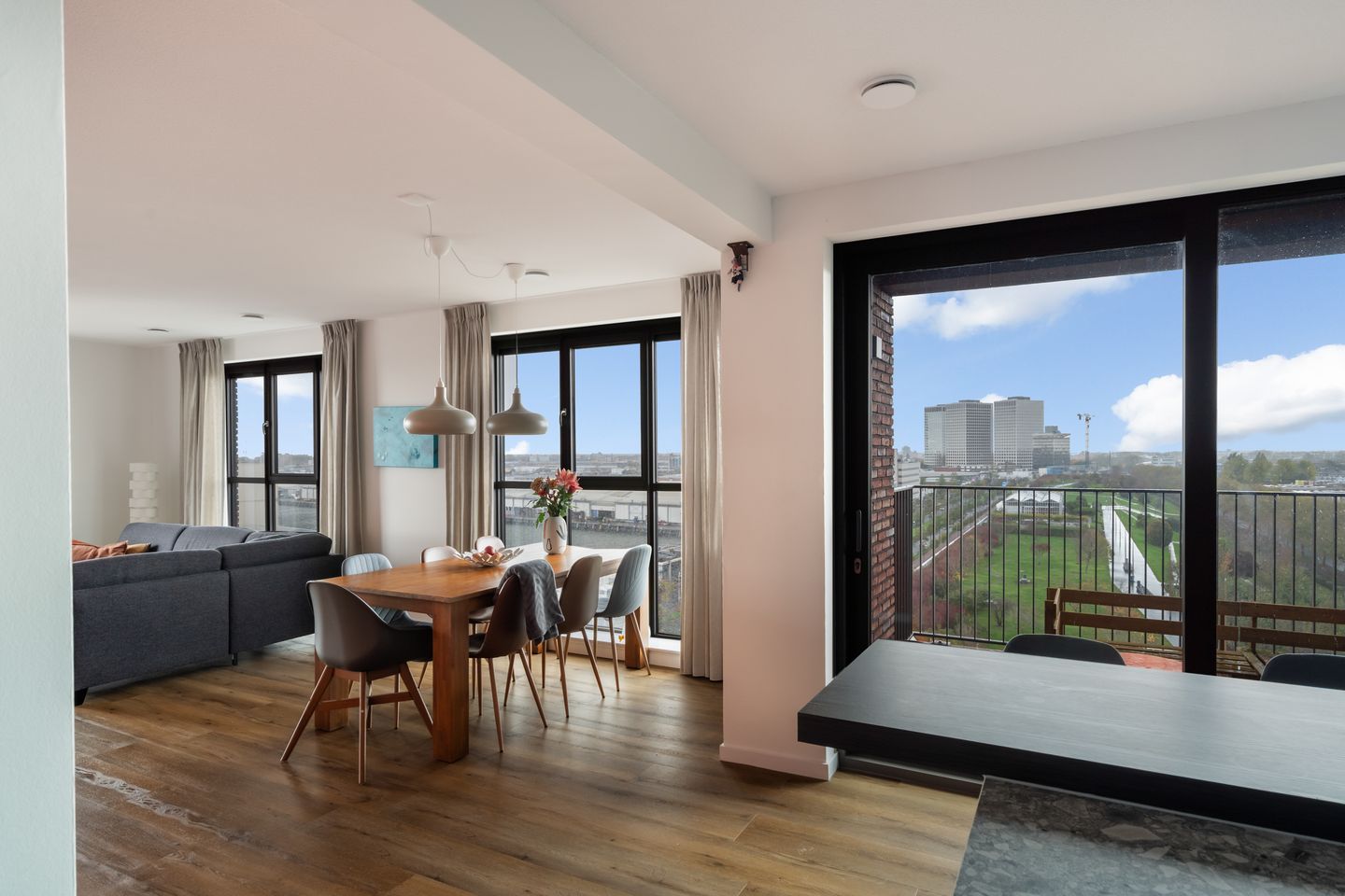 Foto 1 van Huidenclubplein 172