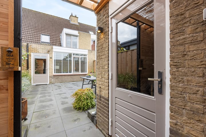 Photo 40 of Wethouder Rebellaan 5