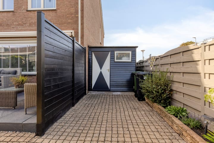 Photo 42 of Mustangstraat 14