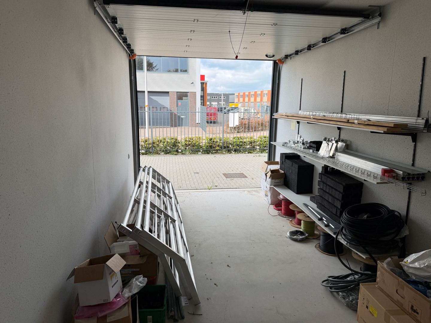 View photo 3 of Titaniumweg 196