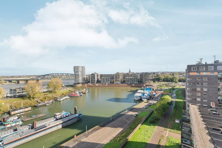 Foto 20 van Waalbandijk 393