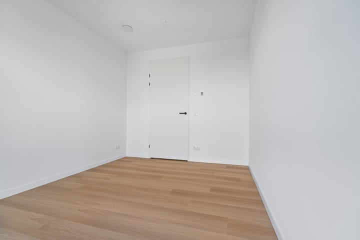 Foto 35 van Waalbandijk 393