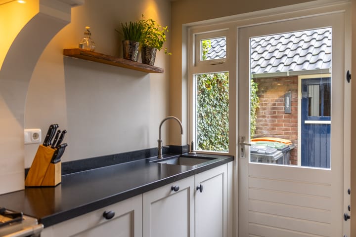 Photo 11 of Van Doetinchemstraat 7